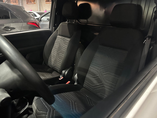 Fiat Fiorino 1.4 MPI FURGÃO ENDURANCE 8V FLEX 2P MANUAL