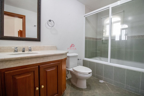 Casa En Venta En Bugambilias, Zapopan Jalisco