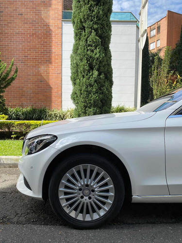 Imagen 1 de 10 de Mercedes-benz Clase C 2015 2.0 Cgi Exclusive