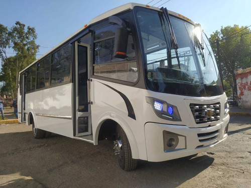 Imagen 4 de 15 de Microbus Chevrolet O Ford 2022