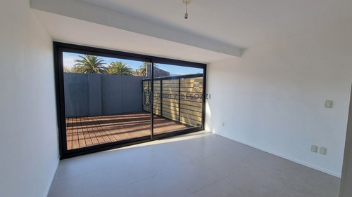 Imagen 23 de 30 de Apartamento - Grand Bay Residences 101s