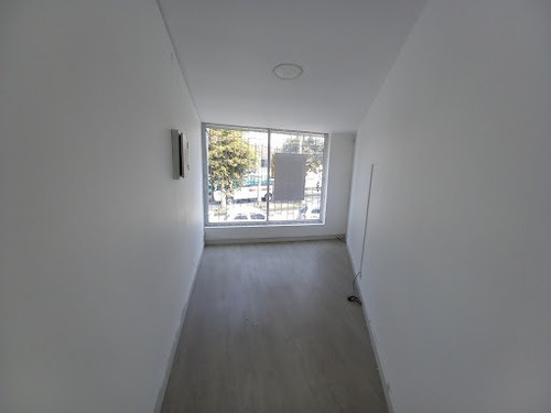 Imagen 2 de 29 de Locales En Arriendo Palogrande 279-22127