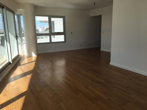 Imagen 2 de 13 de Departamento En Venta 4 Ambientes Olivos