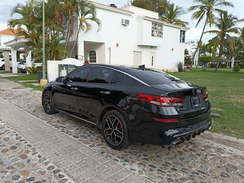 Kia Optima 2.0 L Turbo Gdi Sxl At