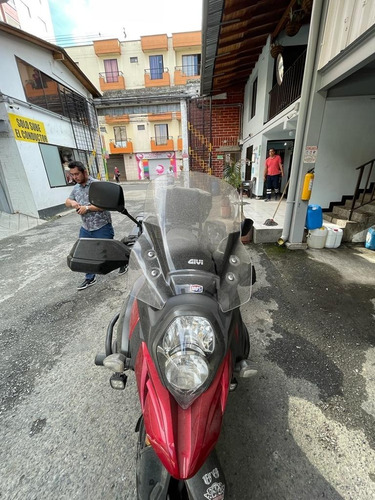 Imagen 3 de 15 de Suzuki Vstrom 1000