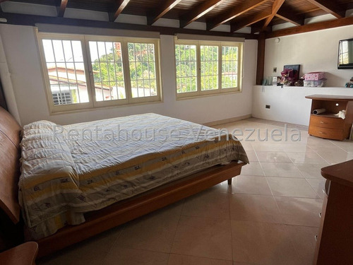 Espaciosa Casa En Venta Miranda Rah Mls25-5639