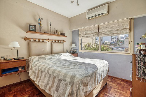 Venta Casa 5 Ambientes Impecable Triplex Garage Caballito