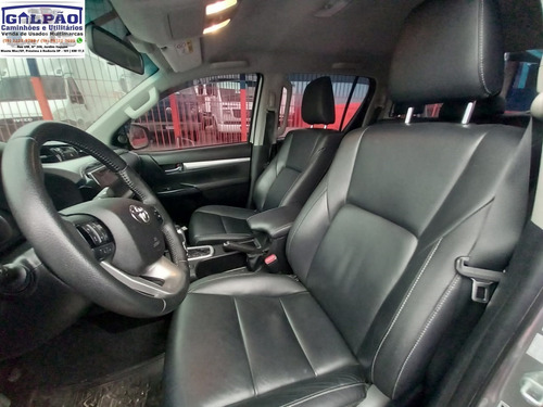 Imagem 9 de 15 de Toyota Hilux Srx C.d 4x4 Diesel - (2018)