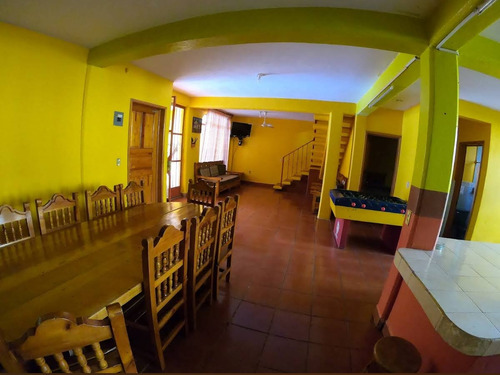 Casa 6 Recámaras Cancha Y Alberca Climatizada