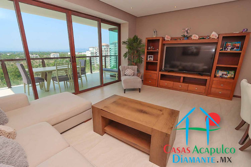 Cad La Isla Emerald C10. Terraza Grande Con Vista A Los Jardines Y Albercas