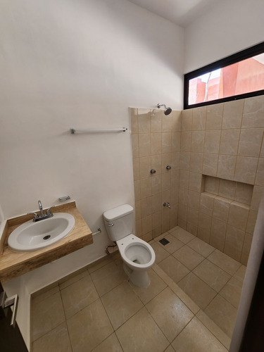 Casa En Renta, En Ascalaii, Con 2 Recamaras, Equipado