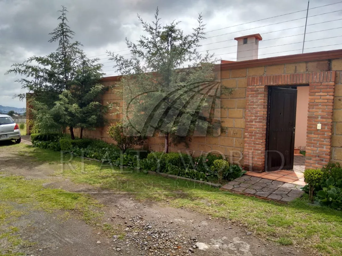 Casas En Venta En Cacalomacan
