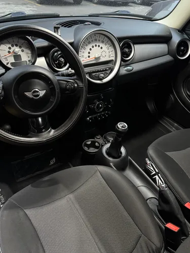 Mini Cooper R56 1.6 Coupe