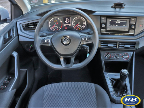 Imagem 8 de 11 de Volkswagen Polo 1.6 Msi