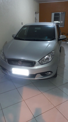 Imagem 1 de 9 de Fiat Grand Siena 2017 1.4 Attractive Flex 4p