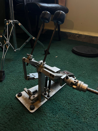 Doble Pedal Axis (Usado)