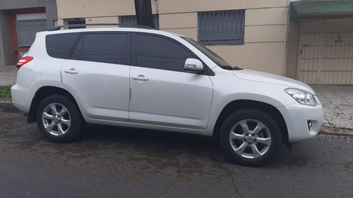 Toyota Rav 4 4x2 Automática Full Blanca