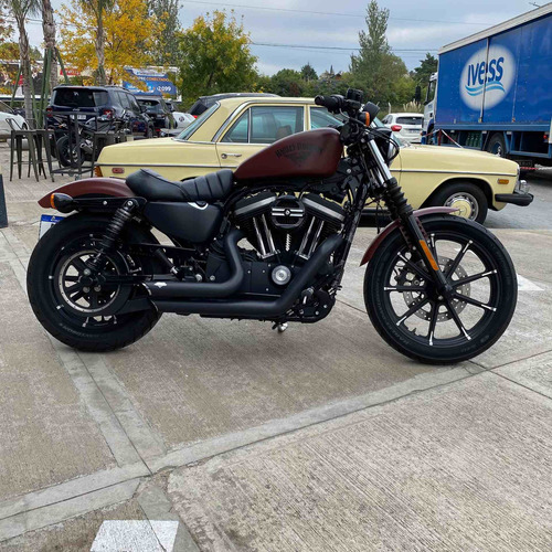 Imagen 2 de 15 de Harley Davidson Iron 883