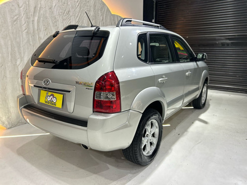 Hyundai Tucson 2.0 MPFI GLS 16V 143CV 2WD FLEX 4P AUTOMÁTICO