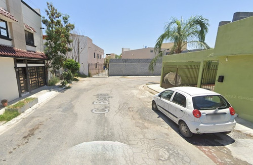 Casa En Apodaca, Nuevo Leon, Fraccionamiento Los 3 Nogales. Oportunidad De Remate