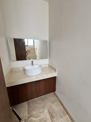 Casa En Venta Merida, Komchen En Privada, Entrega Inmediata.