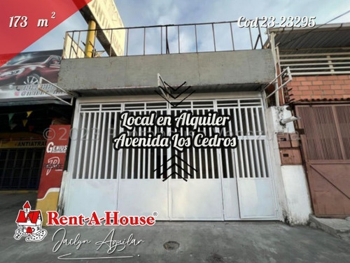 Local En Alquiler Avenida Los Cedros Maracay 23-23295 Jja