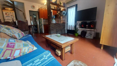 34 Entre 25 Y 26, Ph En Venta 2 Dormitorios, Barrio La Loma.