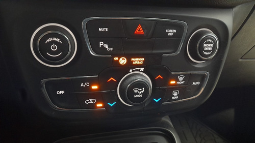 Imagen 15 de 16 de Jeep Compass Sport 2.4 2018