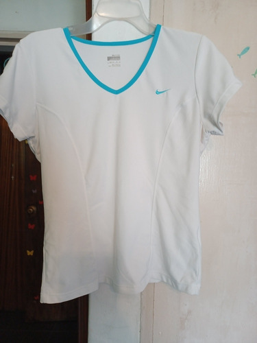 Franela Nike. Original. Talla S. Perfecto Estado.