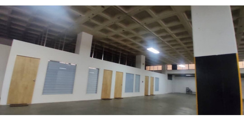 Edificio Industrial En Boleita. 78-24-30