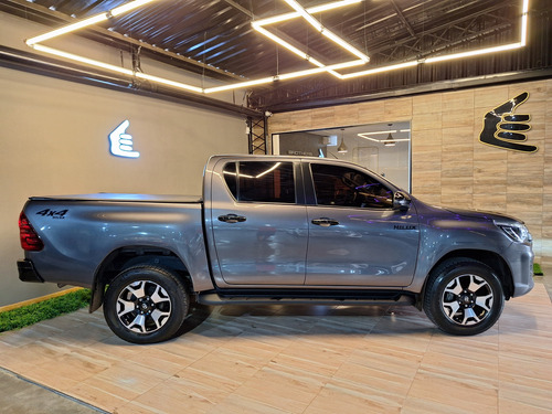 Toyota Hilux Pick-up 2.8 Cd Srx 177cv 4x4 At
