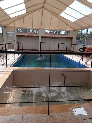 Quinta Venta 8 Dormitorios, 3 Baños Y Piscina-lote 20 X 30 Mts - Arturo Segui
