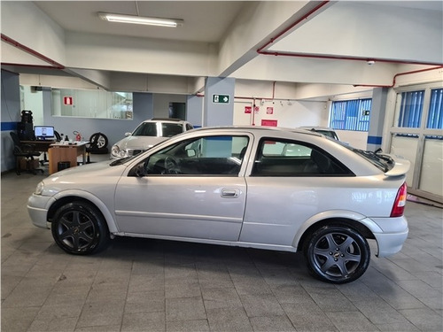 Chevrolet Astra 2.0 Mpfi Gls 8v Gasolina 4p Manual