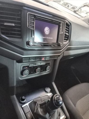Imagen 14 de 25 de Volkswagen Amarok 2.0 Confortline 4x2 Manual 2020 79.000km