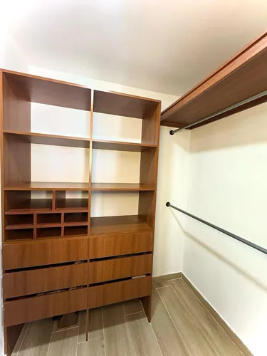 Apartamento En Venta En Gran Granada. Cod V1104017
