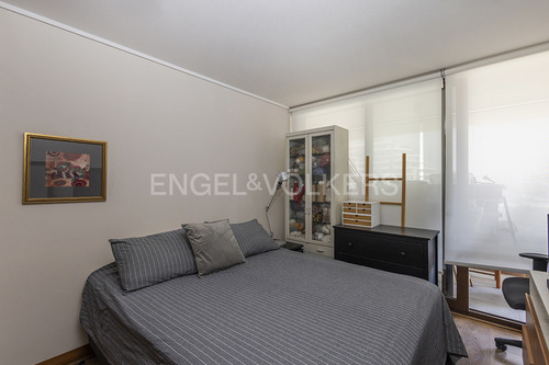 Departamento Como Nuevo En Vitacura