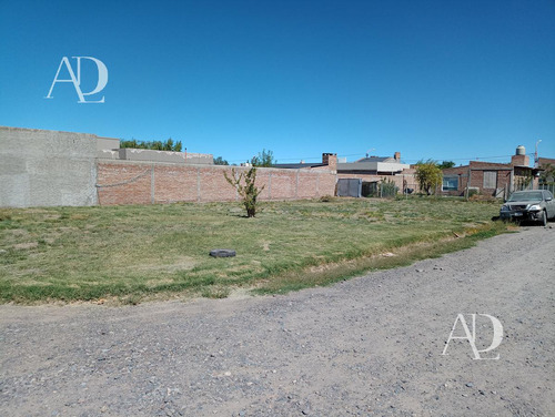 Venta Lote 445 M2 En Esquina En  General Fernandez Oro