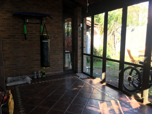 Venta Duplex 3 Ambientes Castelar Patio Y Cochera