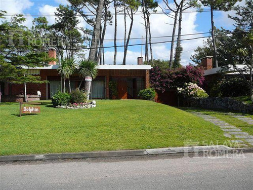 Venta- Casa En Playa Mansa Punta Del Este Sho5239387