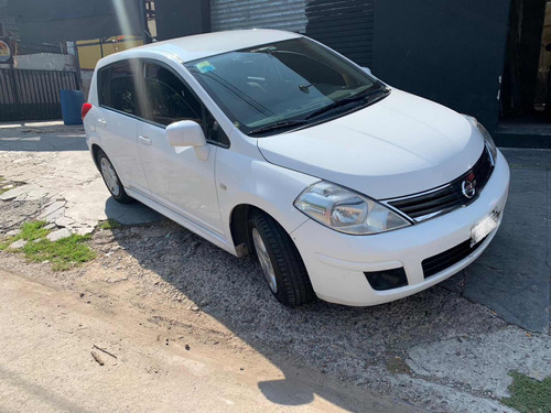 Nissan Tiida 1.8 Visia 5 p