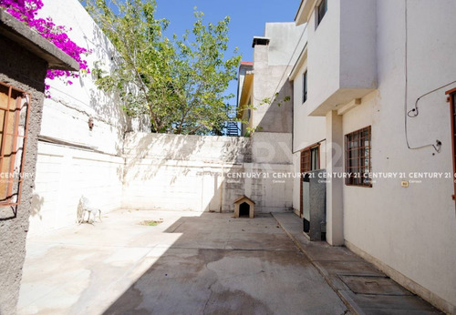 Casa En Venta En Lomas Universidad Chihuahua, Chih.