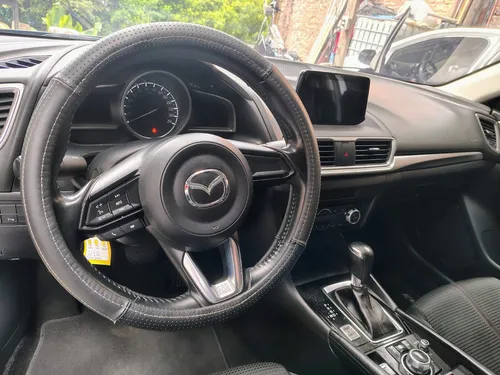 Mazda 3 2.0 Touring At