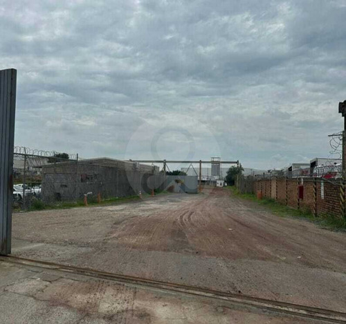 Terreno Renta 15,000 M2 Av La Llave Esq. C. Incalpa Guadalajara Jalisco