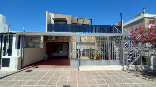 Casa 3 Dormitorios En Parque Liceo 1 Secc