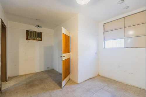 Deposito Industrial Con Oficinas En Venta En Munro