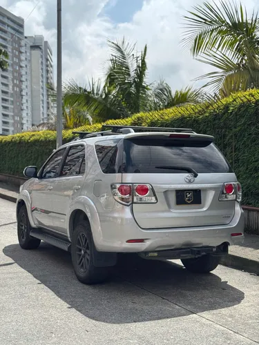 Toyota Fortuner 2.7l 4x2
