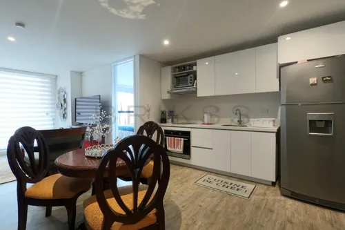 Apartamento En Venta En La Merced. Cod V5801