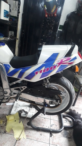 Suzuki Gsxr1100