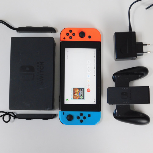 Nintendo Switch V2 Standard Cor Vermelho E Preto Preto (Usado)