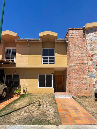 Imagen 1 de 17 de Fa L. P. Venta Townhouse, Villas De San Diego Country Club, Solo Clientes